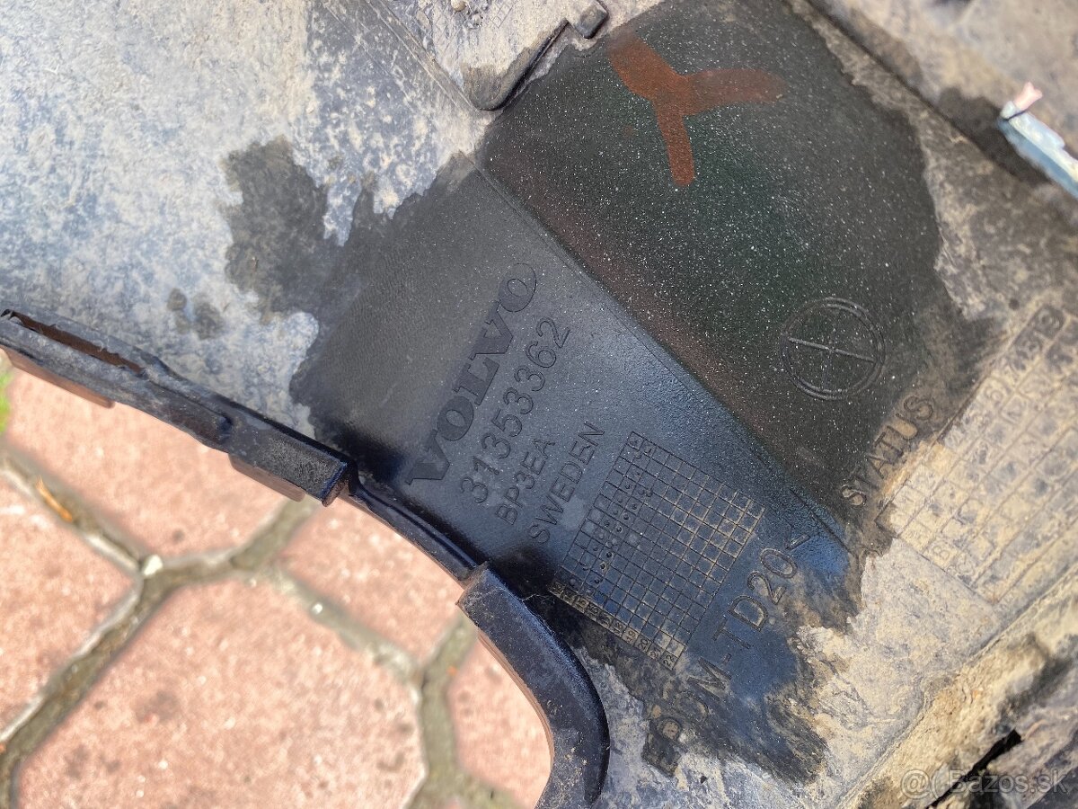 VOLVO XC90 R-Design 2014-2018 PREDNÝ NÁRAZNÍK - 4