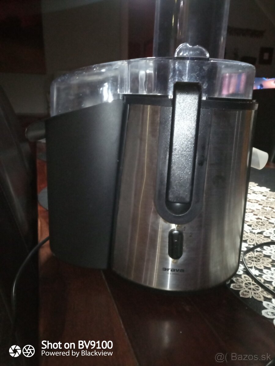 Odšťavovač ORAVA - 4