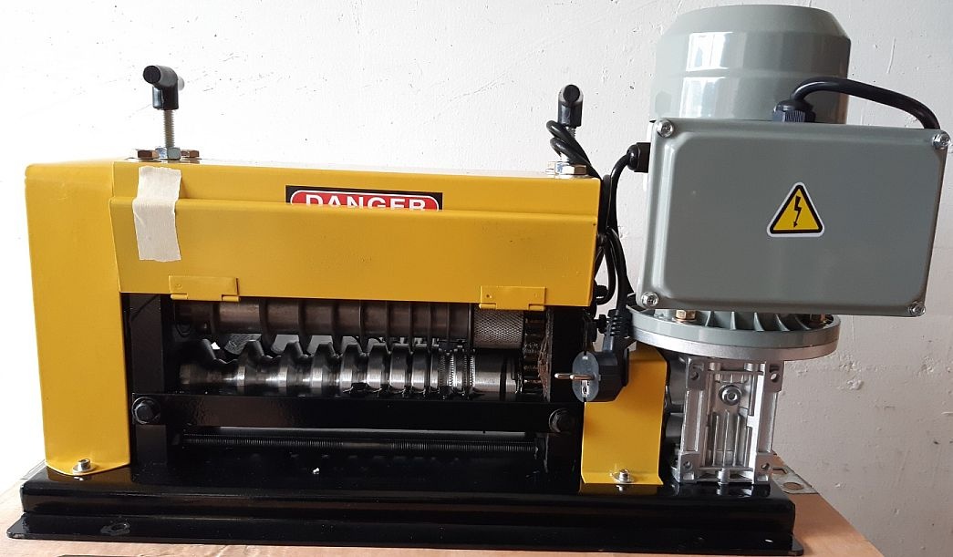 Lupačka páračka kablovej izolace 750W-370W / 230V 38mm - 4