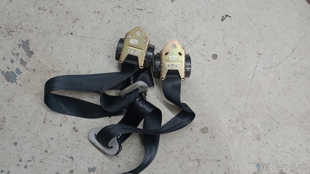 Mazda 3 2004r stierač , manžeta, vypínače. - 4