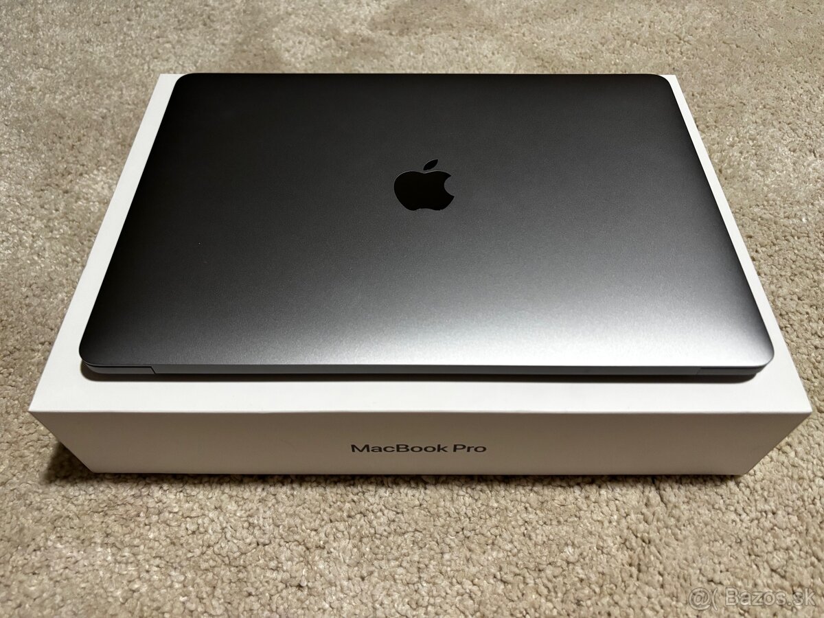 Macbook Pro 13 (M1) - 4