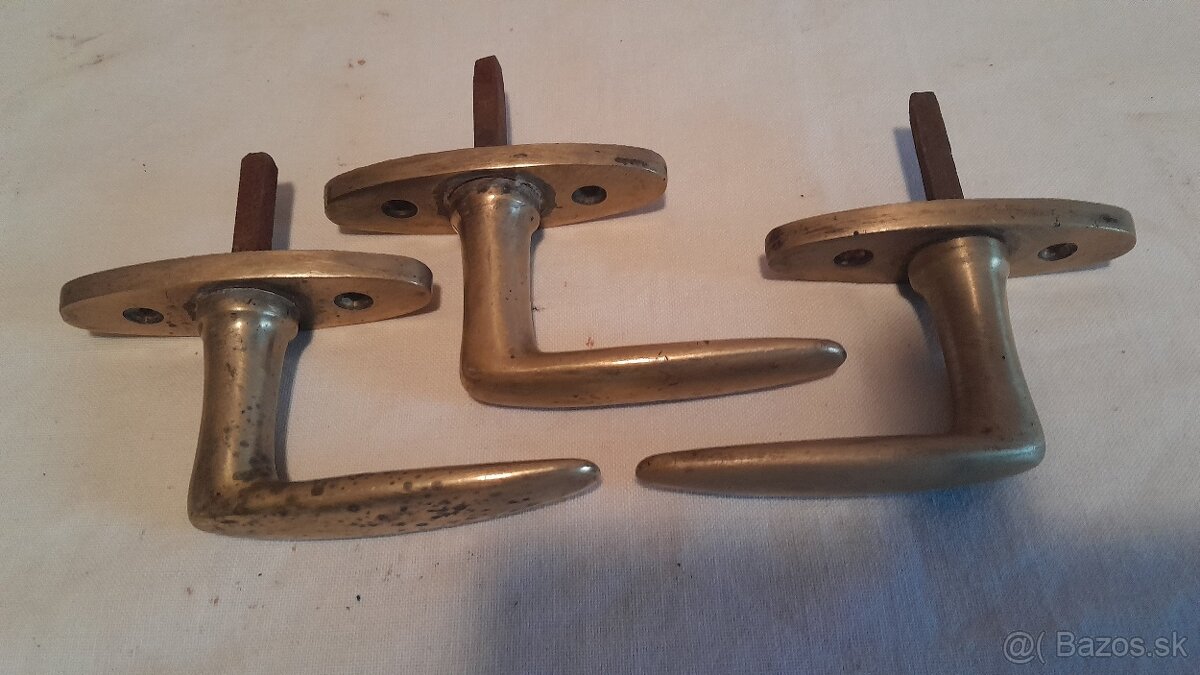 Stare.mosadzne.klucky.na.okna - 4