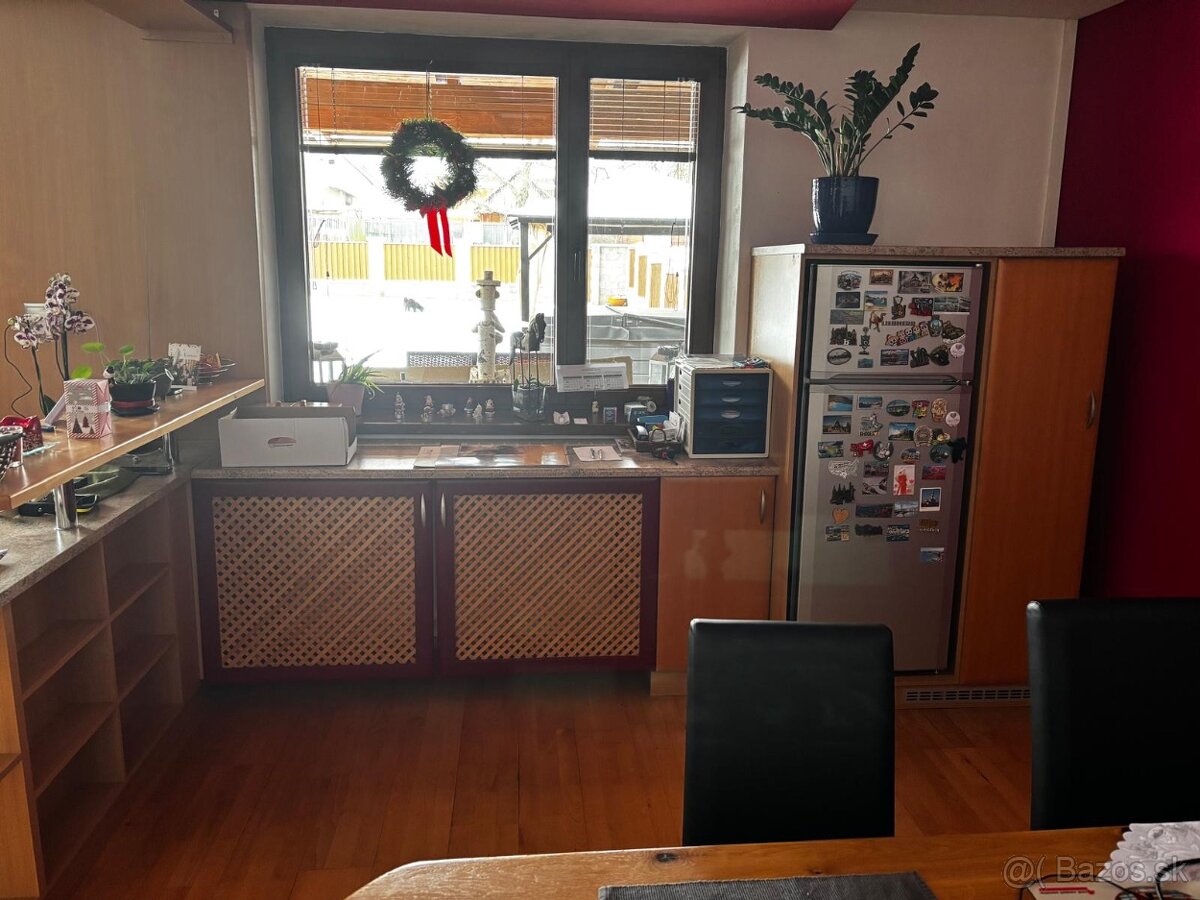 Kuchynská linka - 4