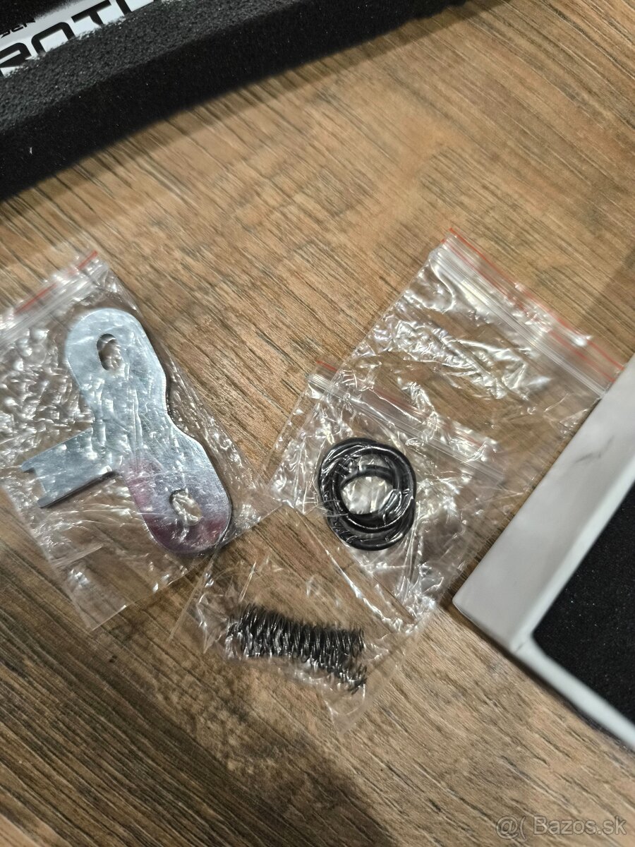 tetovací strojček EQUALISER PROTON MX - 4