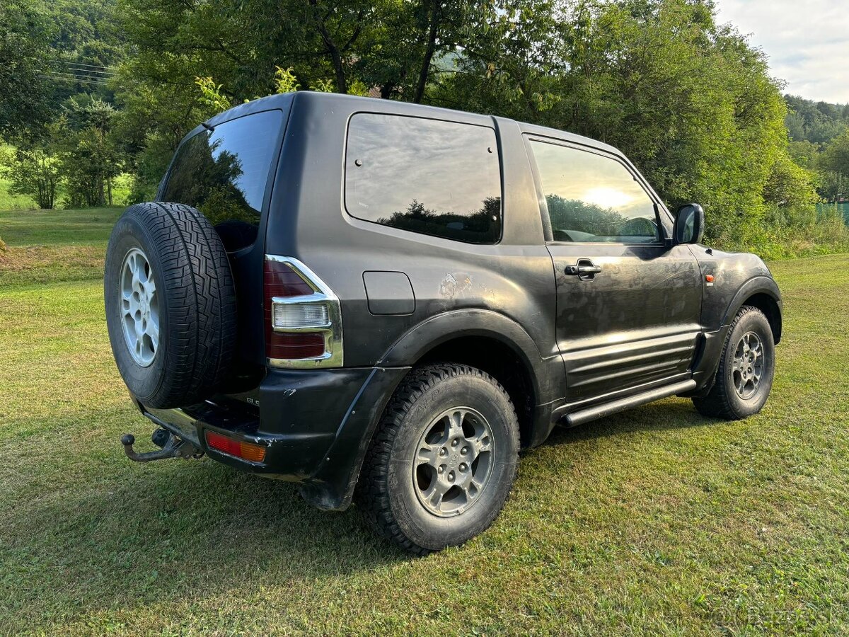 MITSUBISHI PAJERO 3.2 - 4