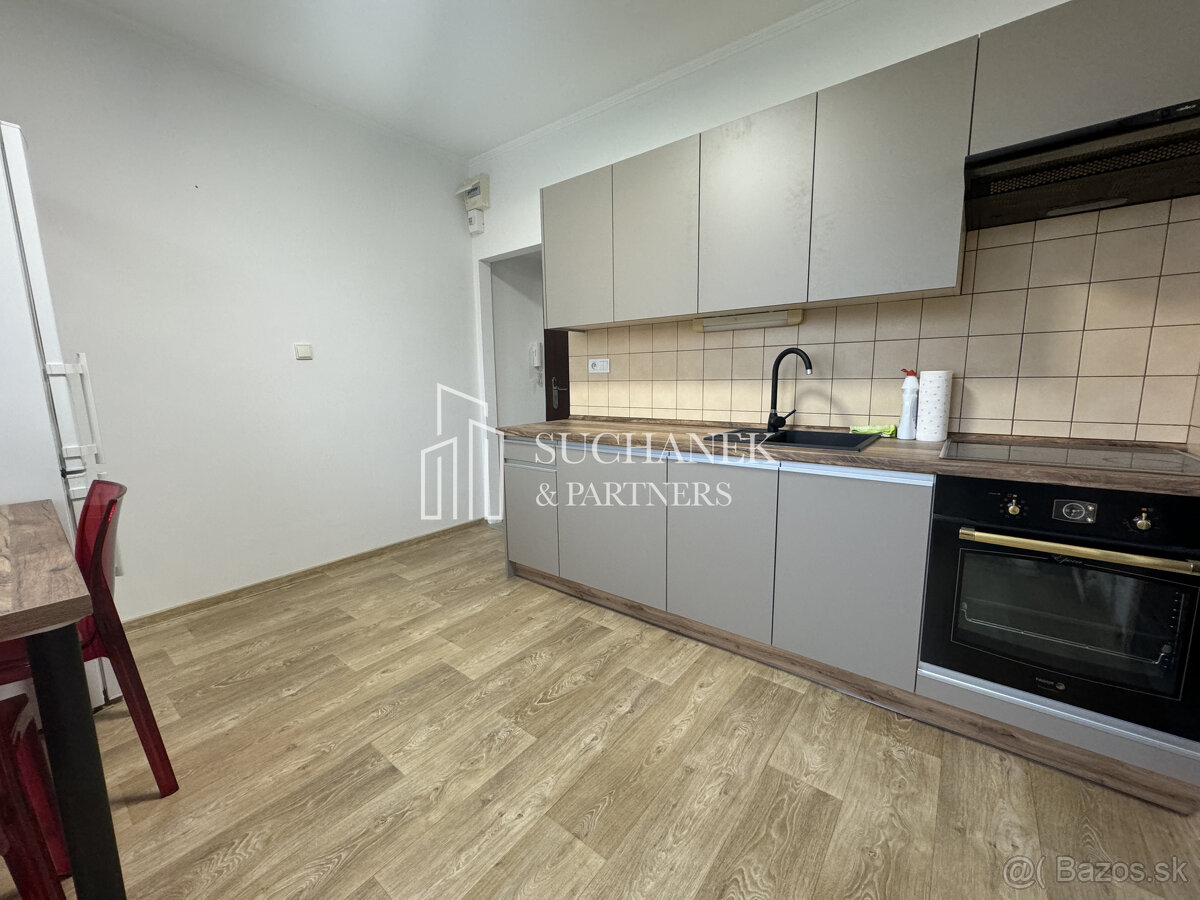 Prenájom | 1 izbový byt neďaleko centra mesta Partizánske - 4
