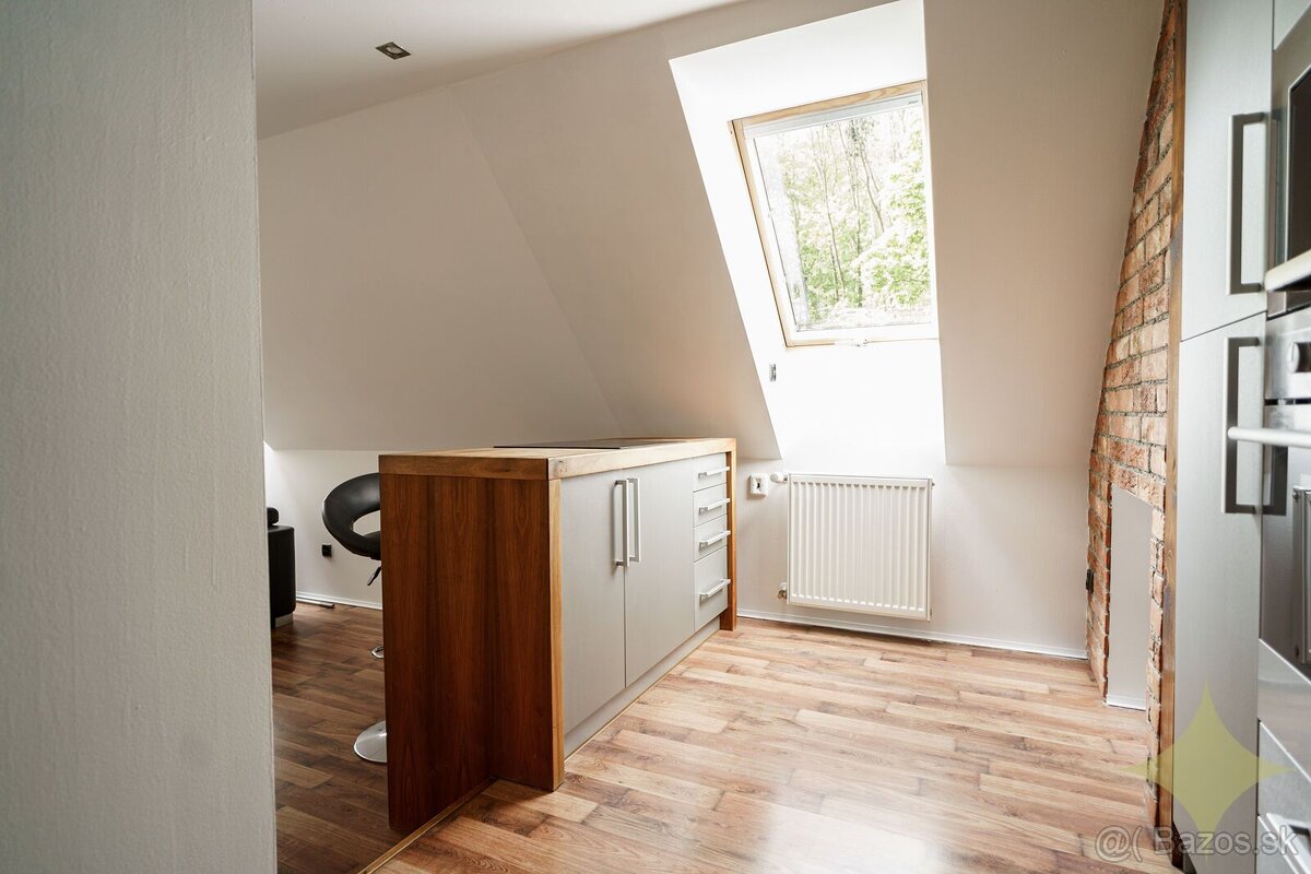 Exkluzívne na predaj krásny mezonetový 5 izbový byt o výmere - 4