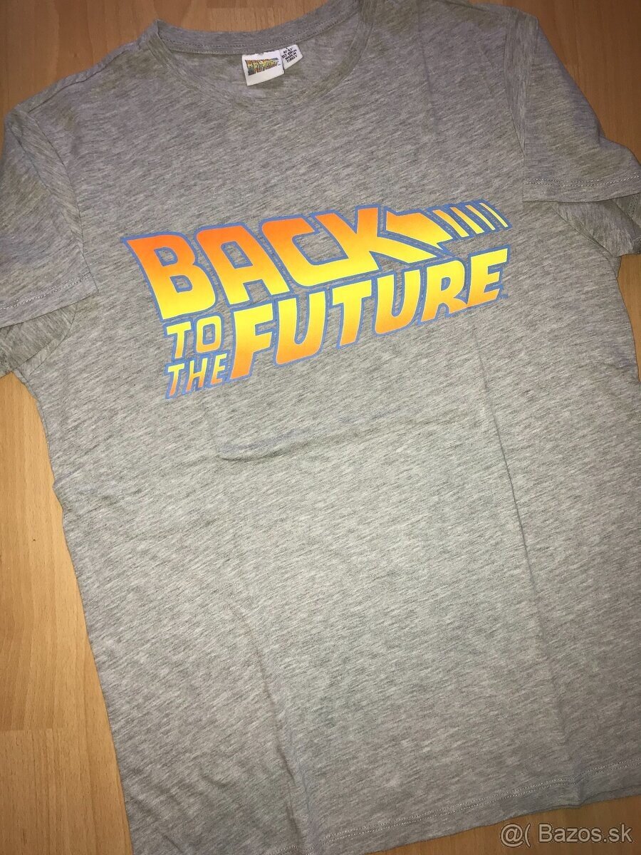 TRIČKÁ veľ. M - 4