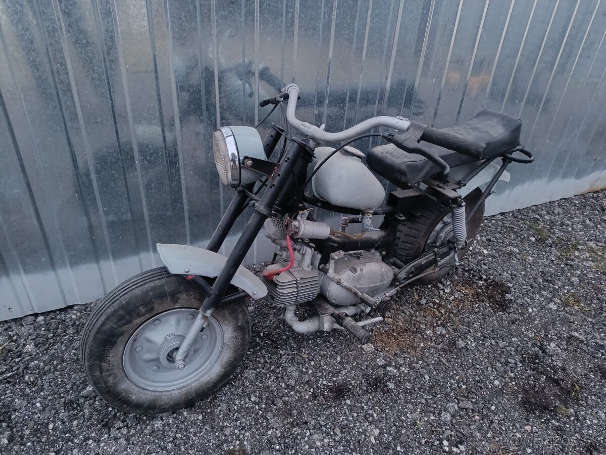 Dobová stavba mini pionier / Mustang - 4