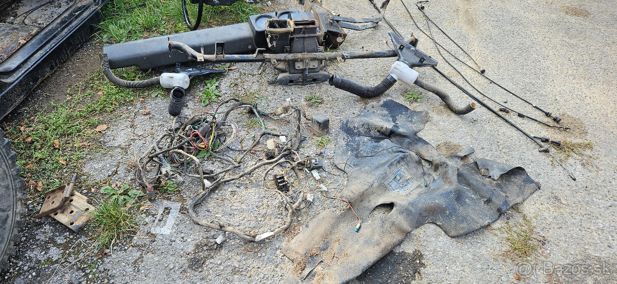 Suzuki Samurai 1,0 - diely - 4