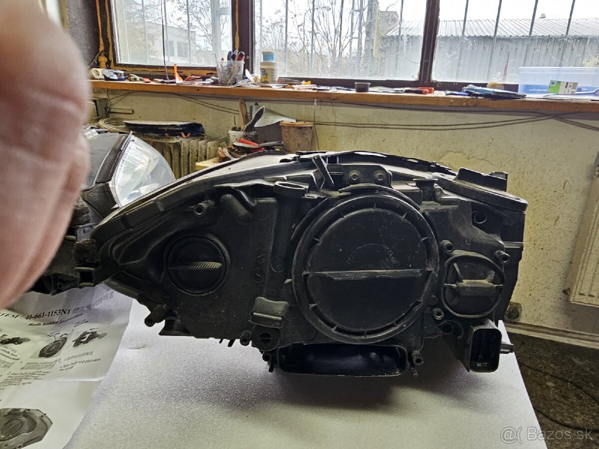 Bmw f10 predné svetlá halogén H7 - 4