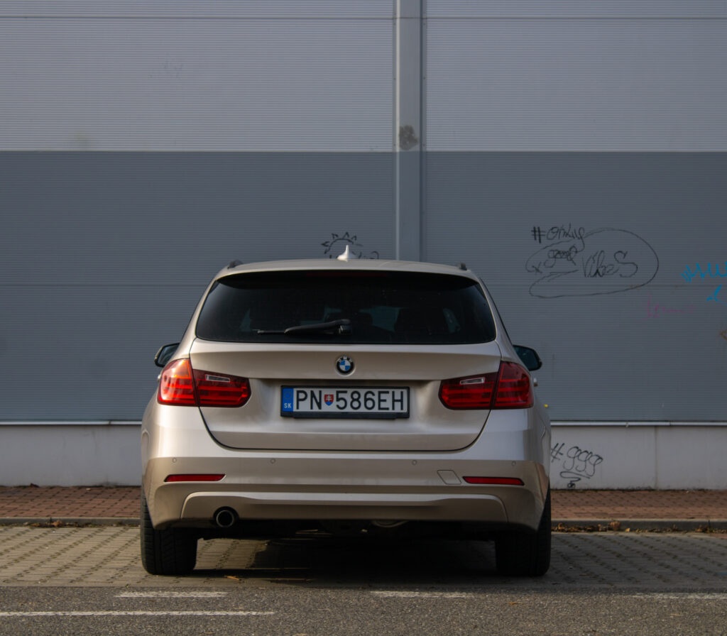 BMW Rad 3 Touring 318D 100kW 2014 - 4
