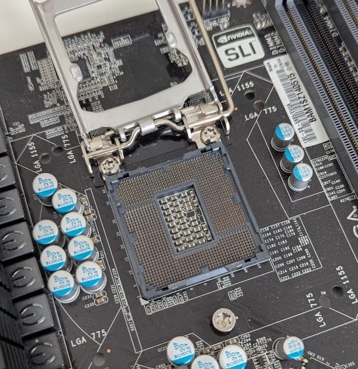 EVGA Z68 Sli 130-SB-E685 - 4