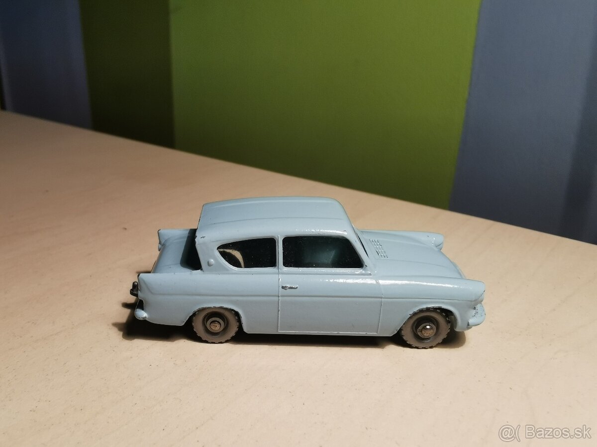 Matchbox lesney Ford Anglia - 4