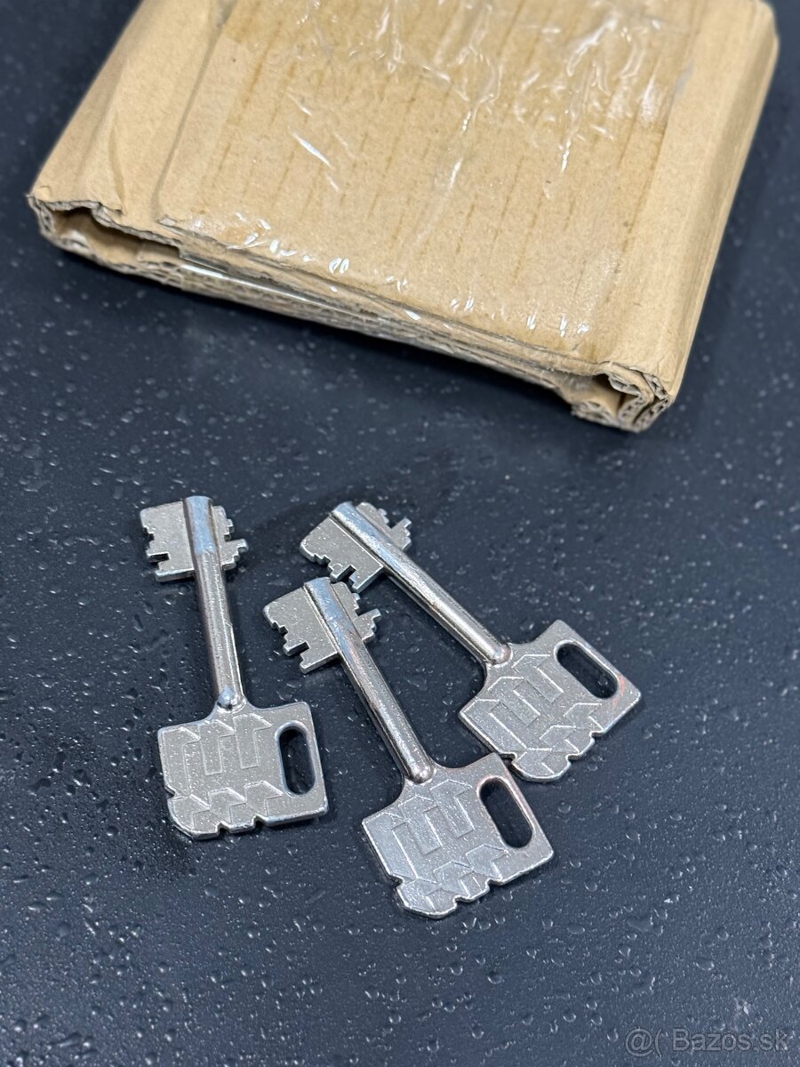 trezor SPELL SB YETY 100kg - 4