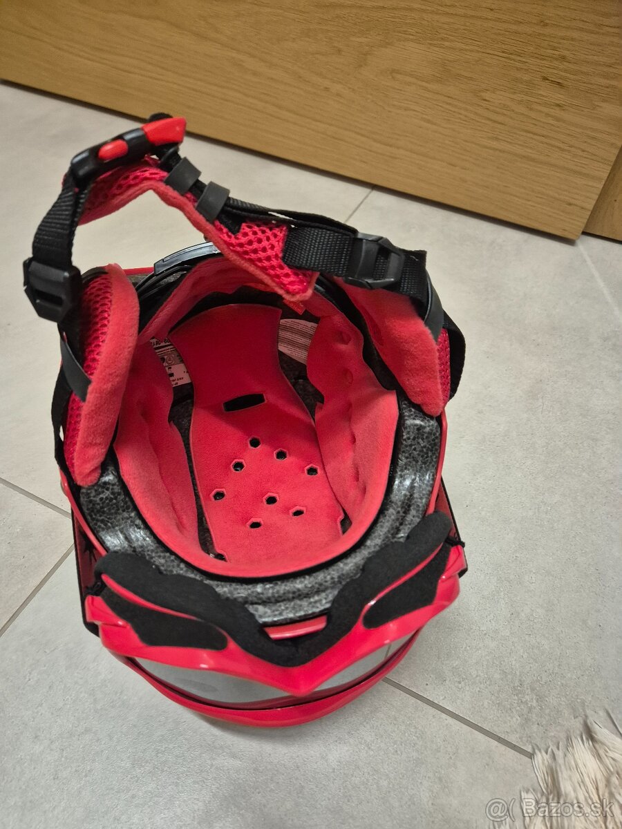 Predám detskú prilbu na lyžovačku - 4