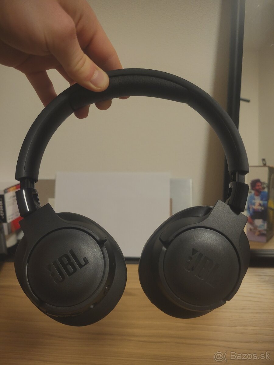 JBL Tune 720BT - 4