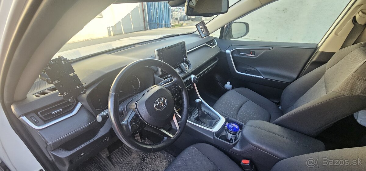 Predám Toyota RAV4 - 4