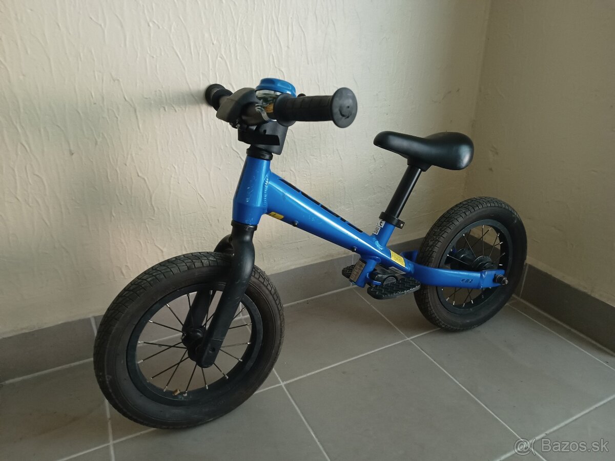 Odrazadlo GIANT 12" hlinikovy ram - 4