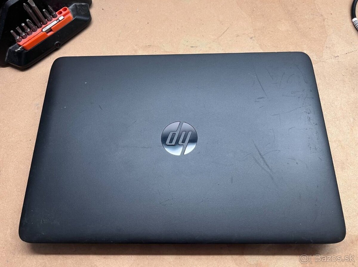 Predám pokazený notebook na náhradné diely HP 840 G2 - 4