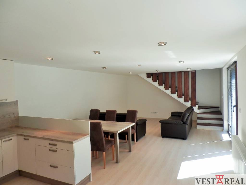 Na prenájom bytová jednotka 4+1 Trnava, Jeruzalemská - 4