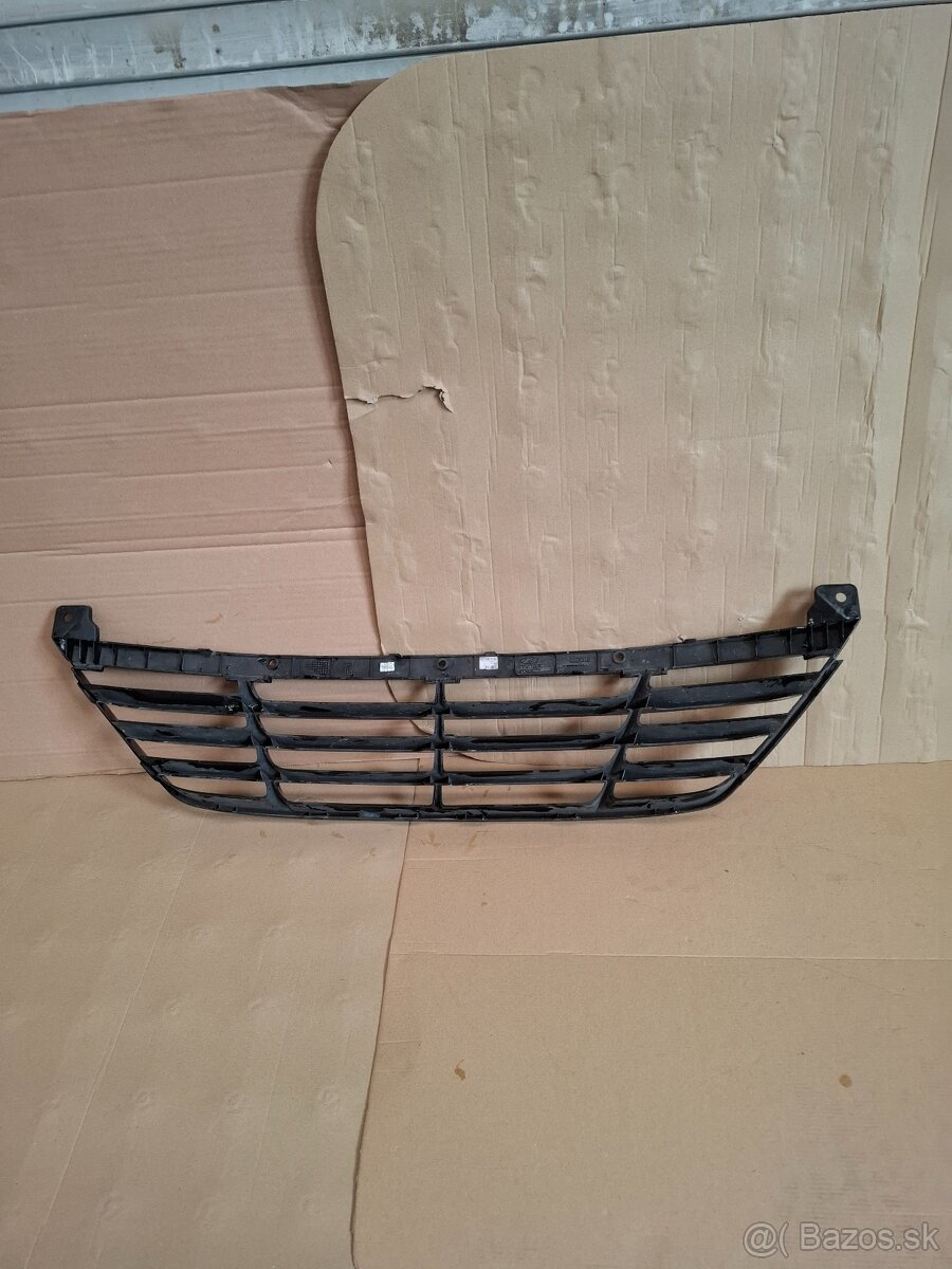 Hyundai ix35 mriežka chladiča narazníka - 4