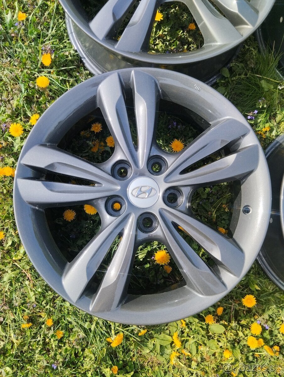 ALU KOLESÁ HYUNDAI IX35 5X114.3 R17 - 4