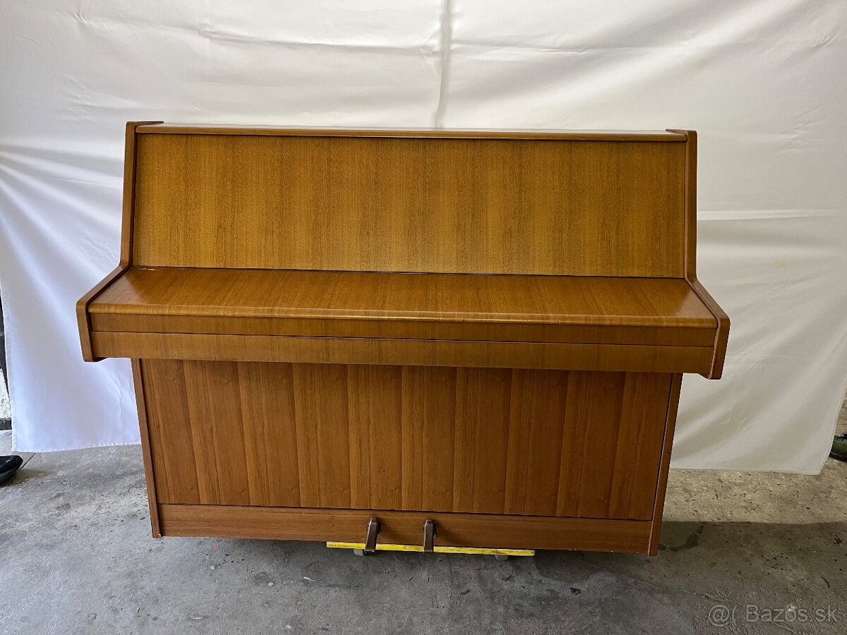 B.Squire klavír - 4