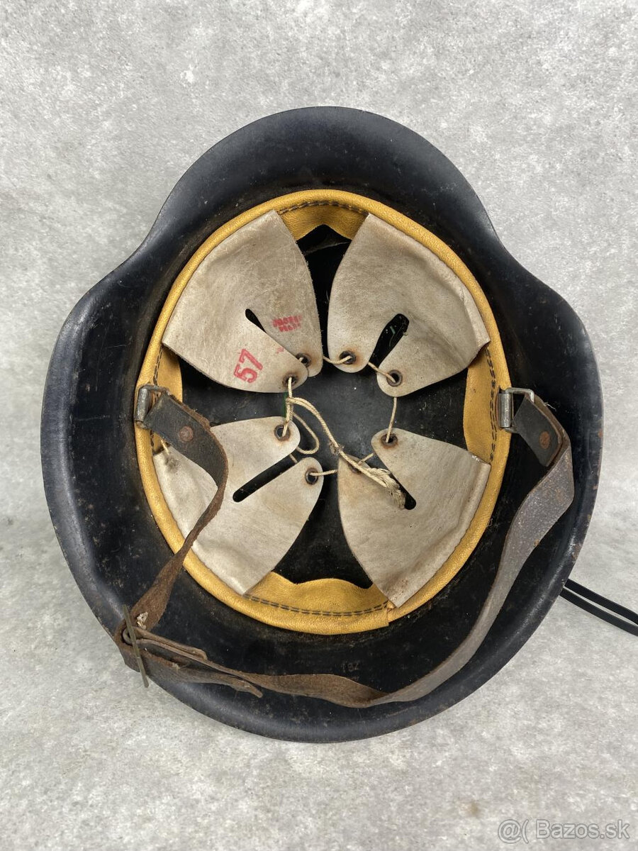 vojenské prilby - 4