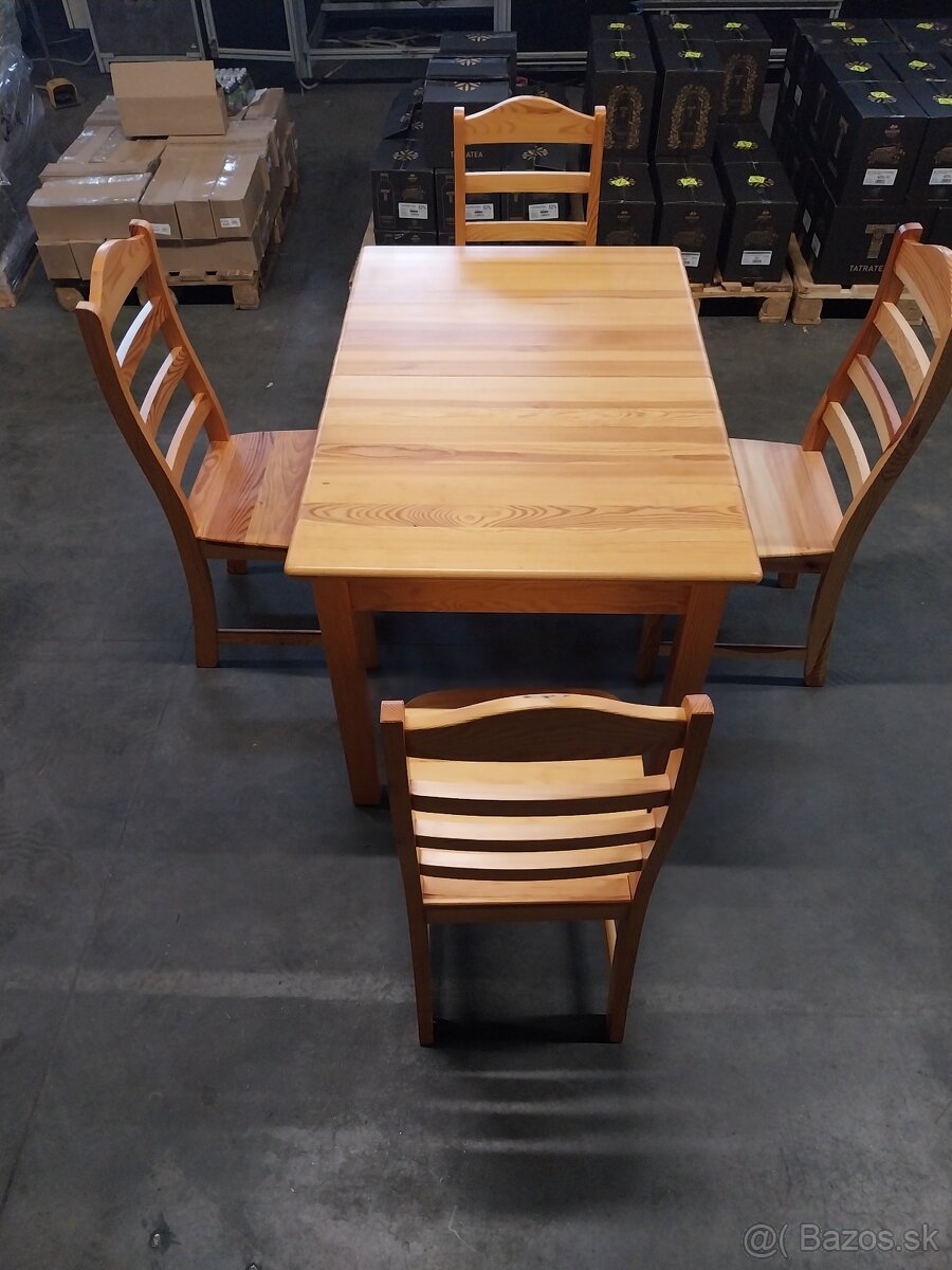 Stôl a stoličky - 4