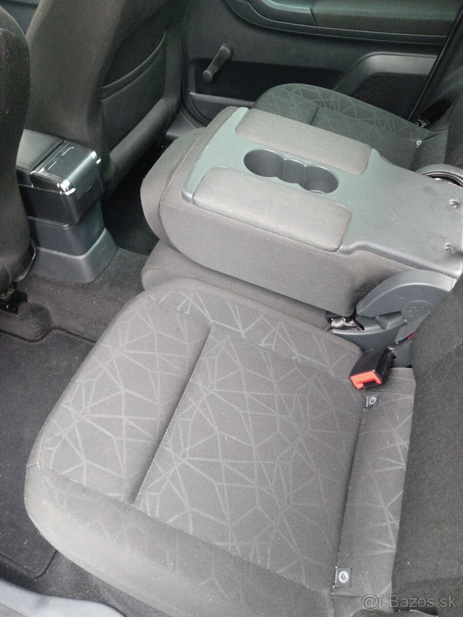 SKODA ROOMSTER 1,6 TDi,2011 - 4