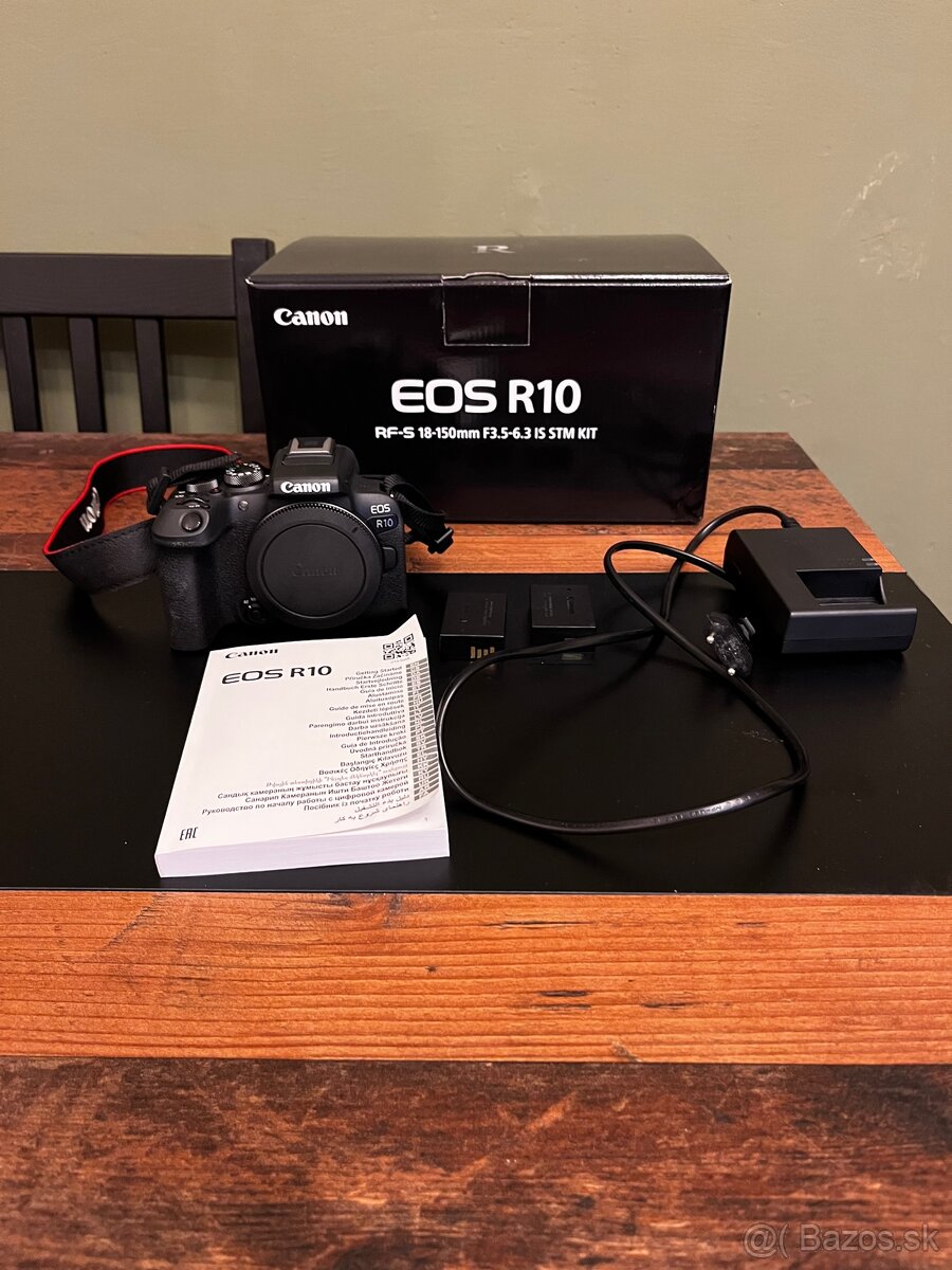 Canon EOS R10 + 2 objektívy + adaptér - 4