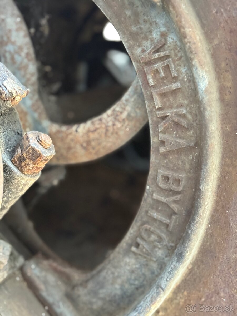 Predam starožitnu mlaťačku obilia - 4