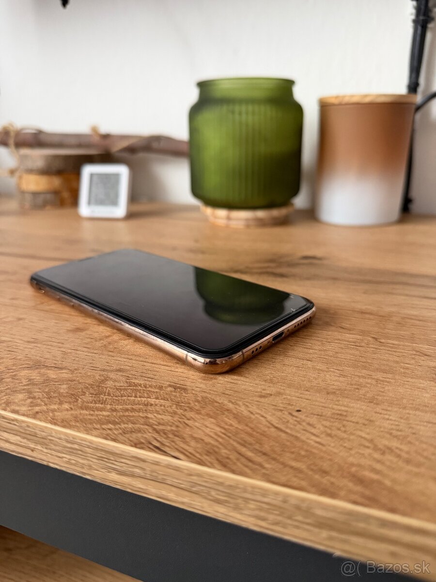 iPhone XS 64GB - 4