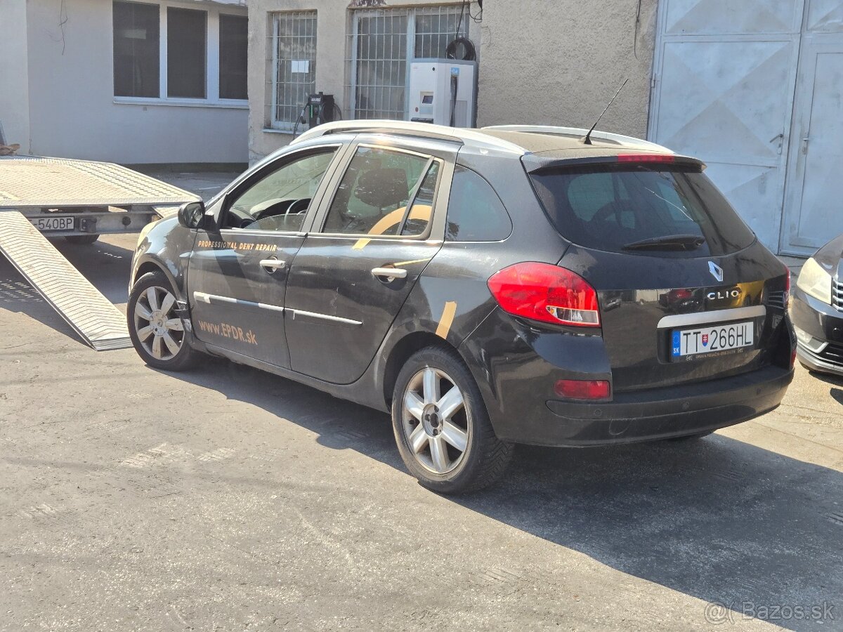 Renault Clio 1.5 dCi...pokazené - 4