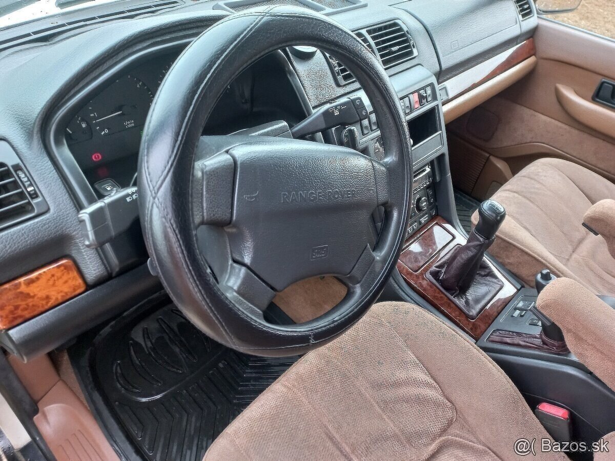 RANGE ROVER P38