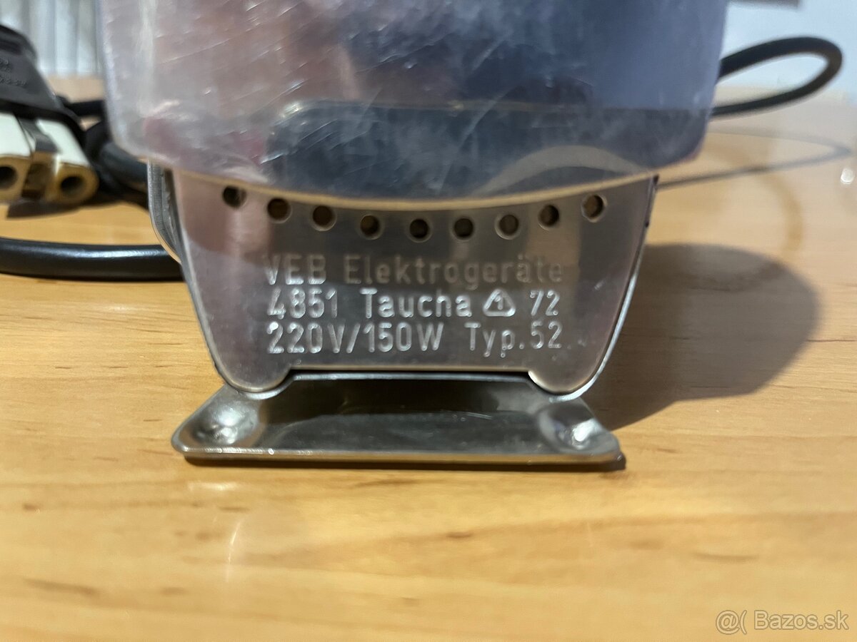 Cestovná retro žehlička. - 4