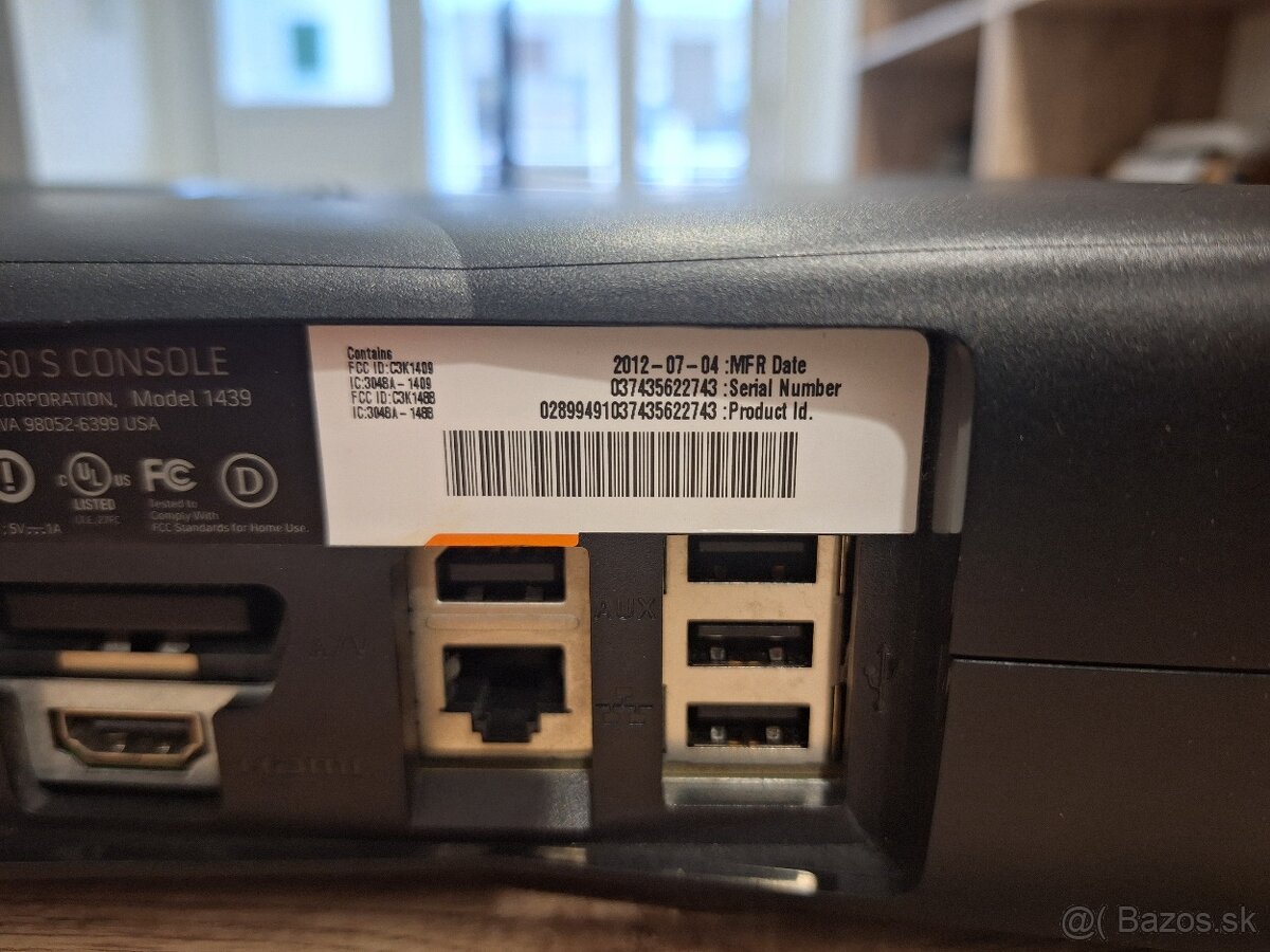 Xbox 360 slim 250GB - 4