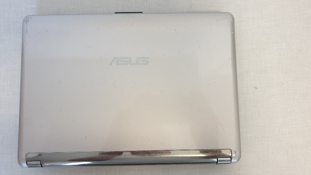 ASUS N10J - 4