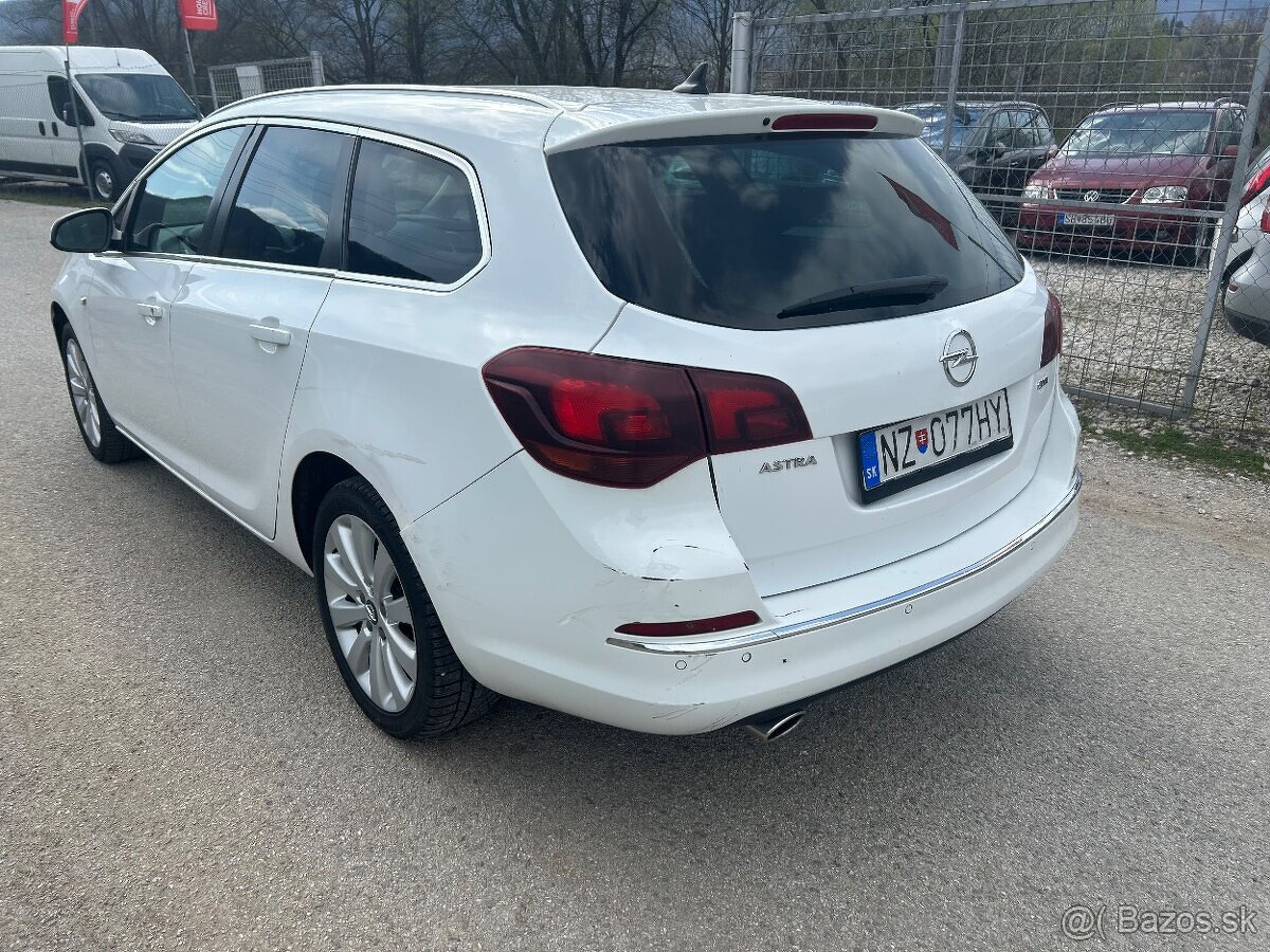 Opel Astra J 2.0 CDTi 121kw - 4