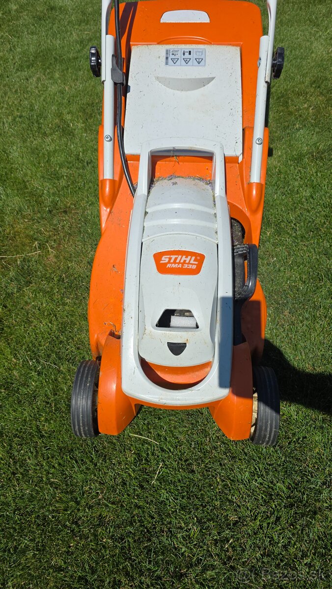 Predám AKU kosačku STIHL RMA 339 - 4