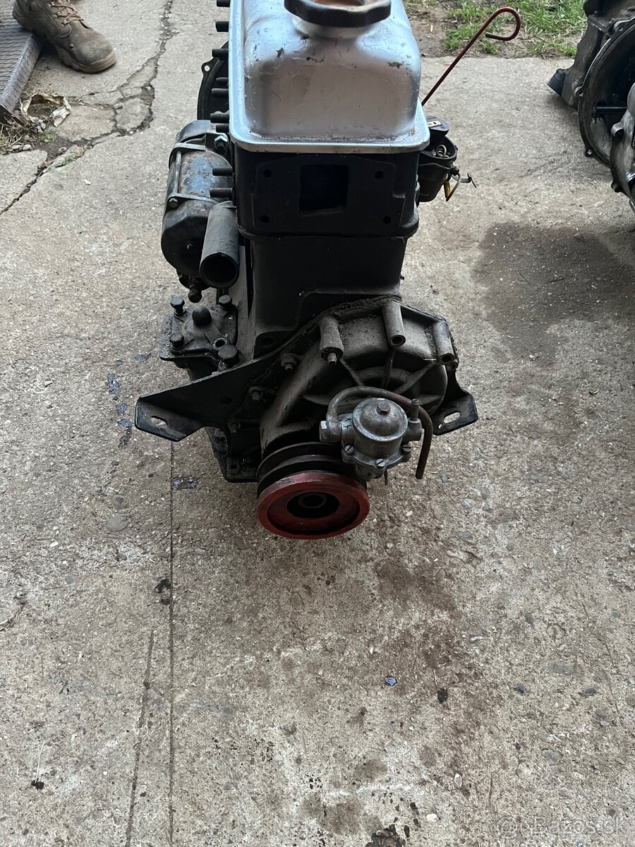 Motor škoda 1202 - 4
