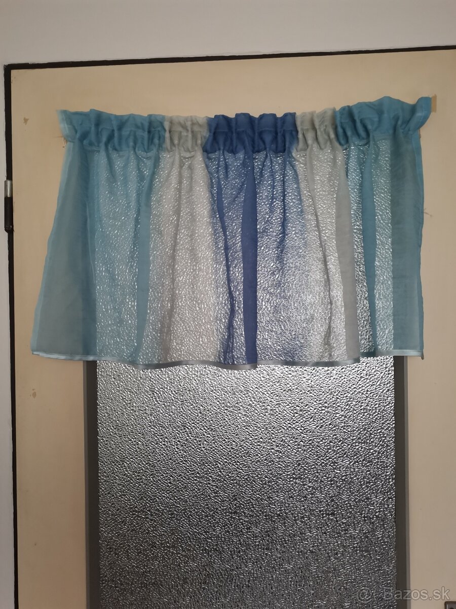 Farebná záclona - 4