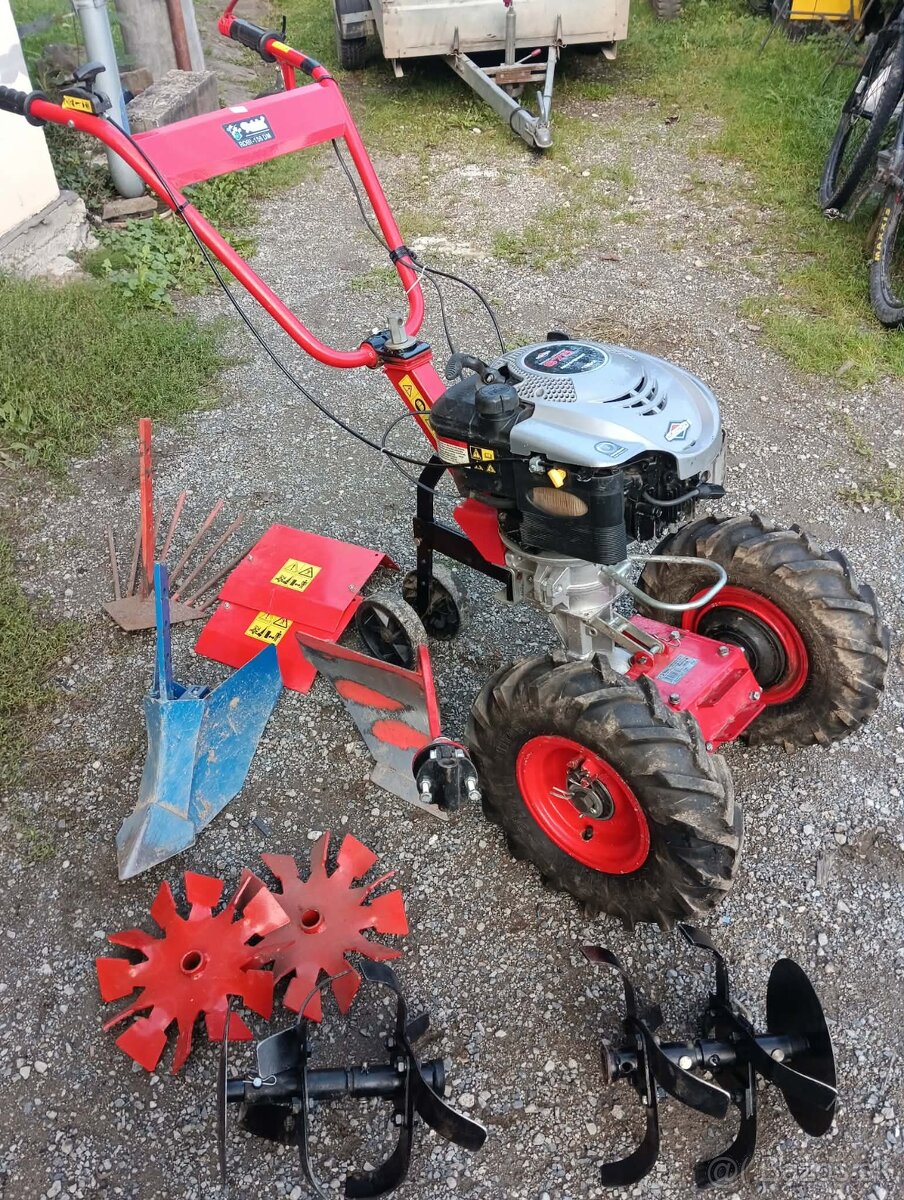 Malotraktor ROBI - 4