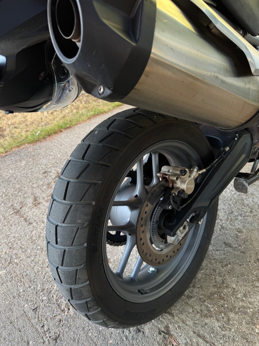 Triumph TIGER 800 - 4