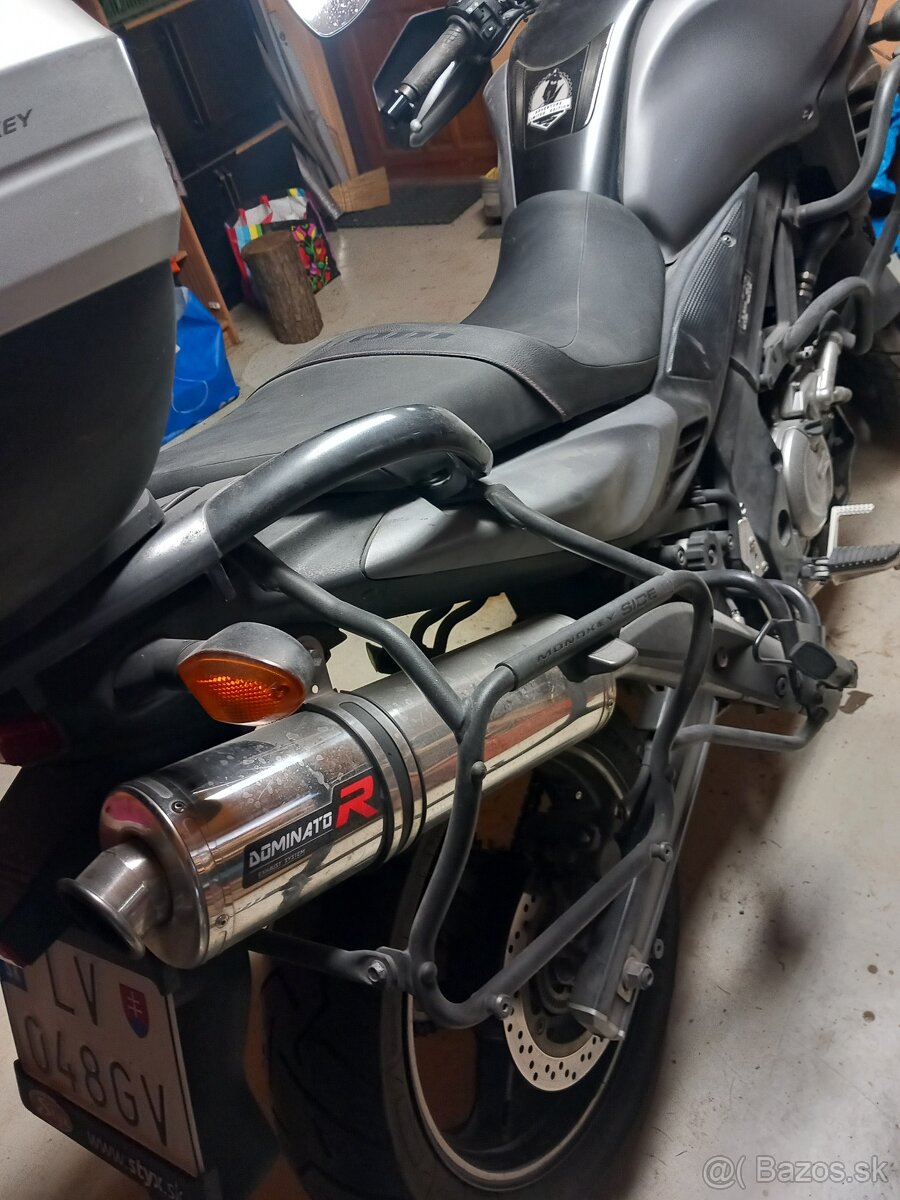 Predám Suzuki 650v strom - 4