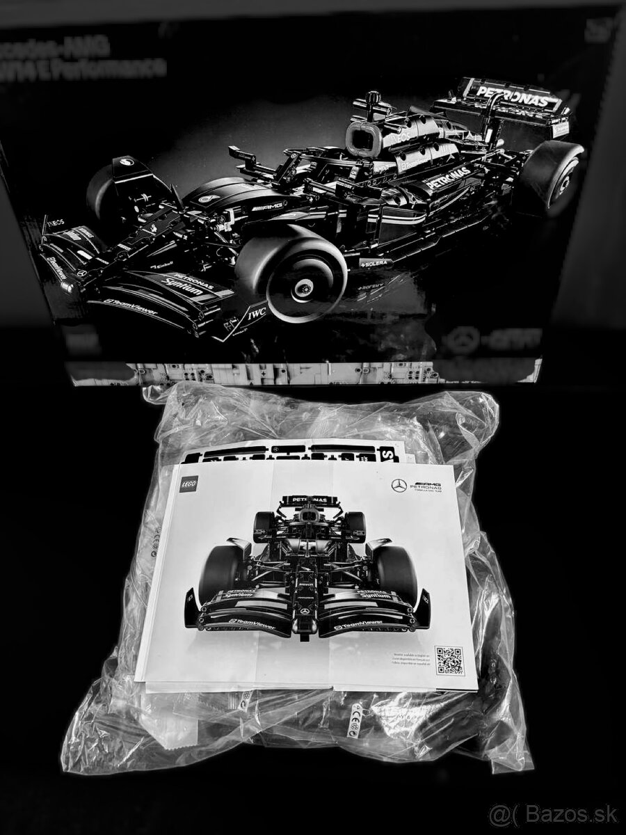 LEGO Technic Mercedes-AMG F1 W14 E Performance (42171) - 4