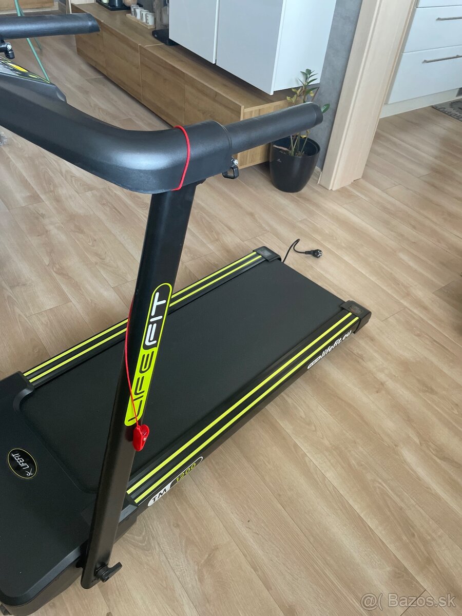 Bežecký pás LIFEFIT TM1200 - 4