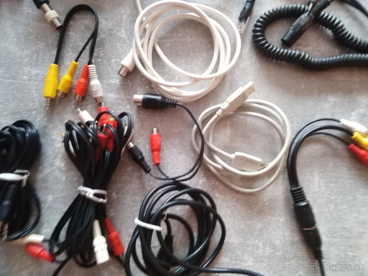 KABLE A KONEKTORY - 4