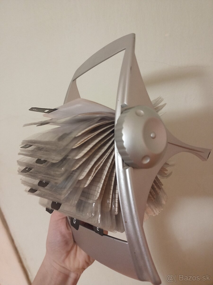 Rotacard rotačný vizitkar na stôl - 4